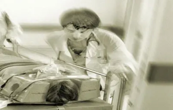 Cilt bakımında makyaj temizleme ürünleri